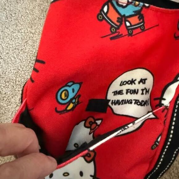 Hello Kitty Tote Bag – Red Roller Skating Design – Sanrio Shoulder Bag - Picture 6 of 10